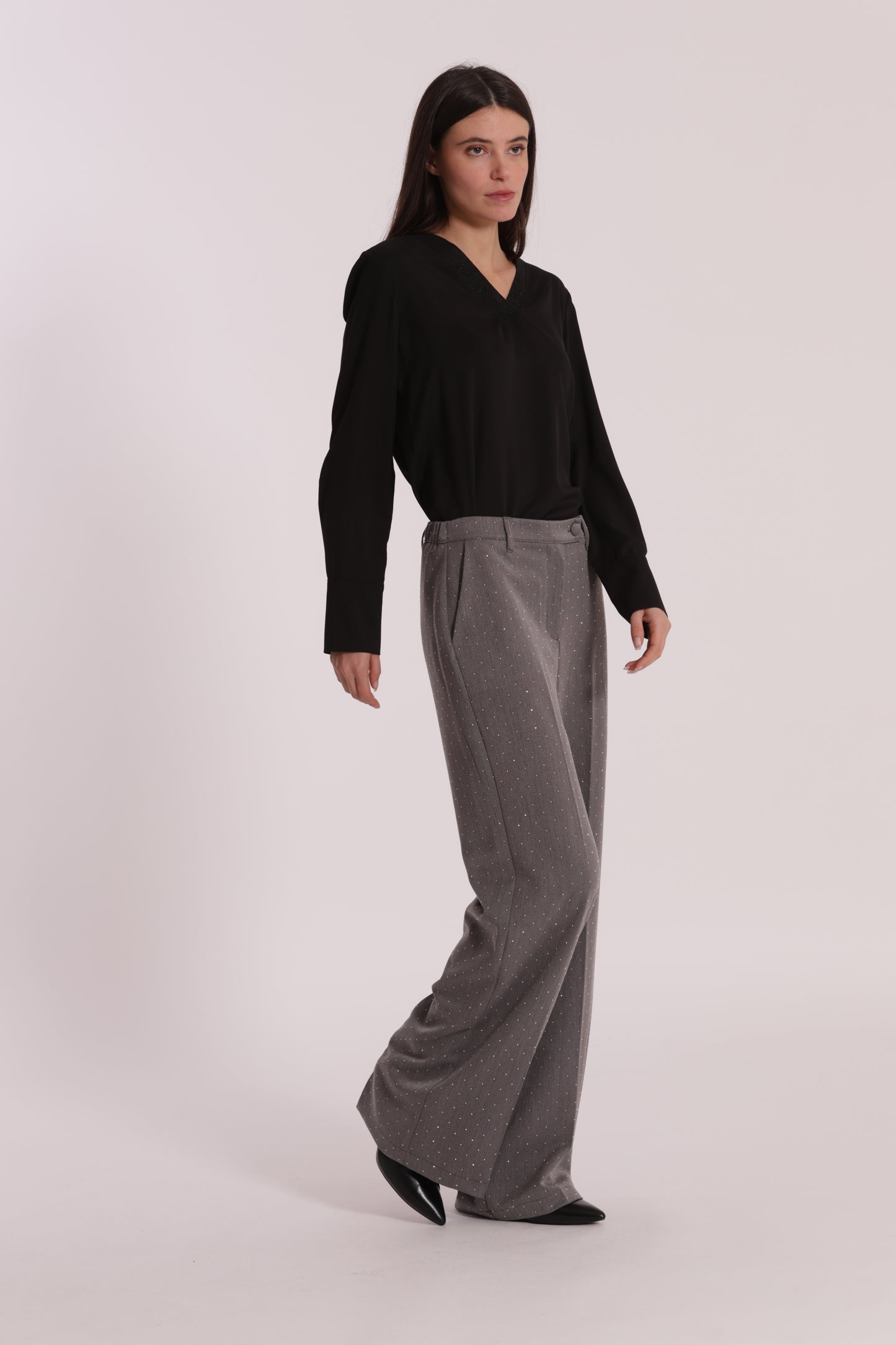 PANTALONE PALAZZO CON APPLICAZIONE DI STRASS