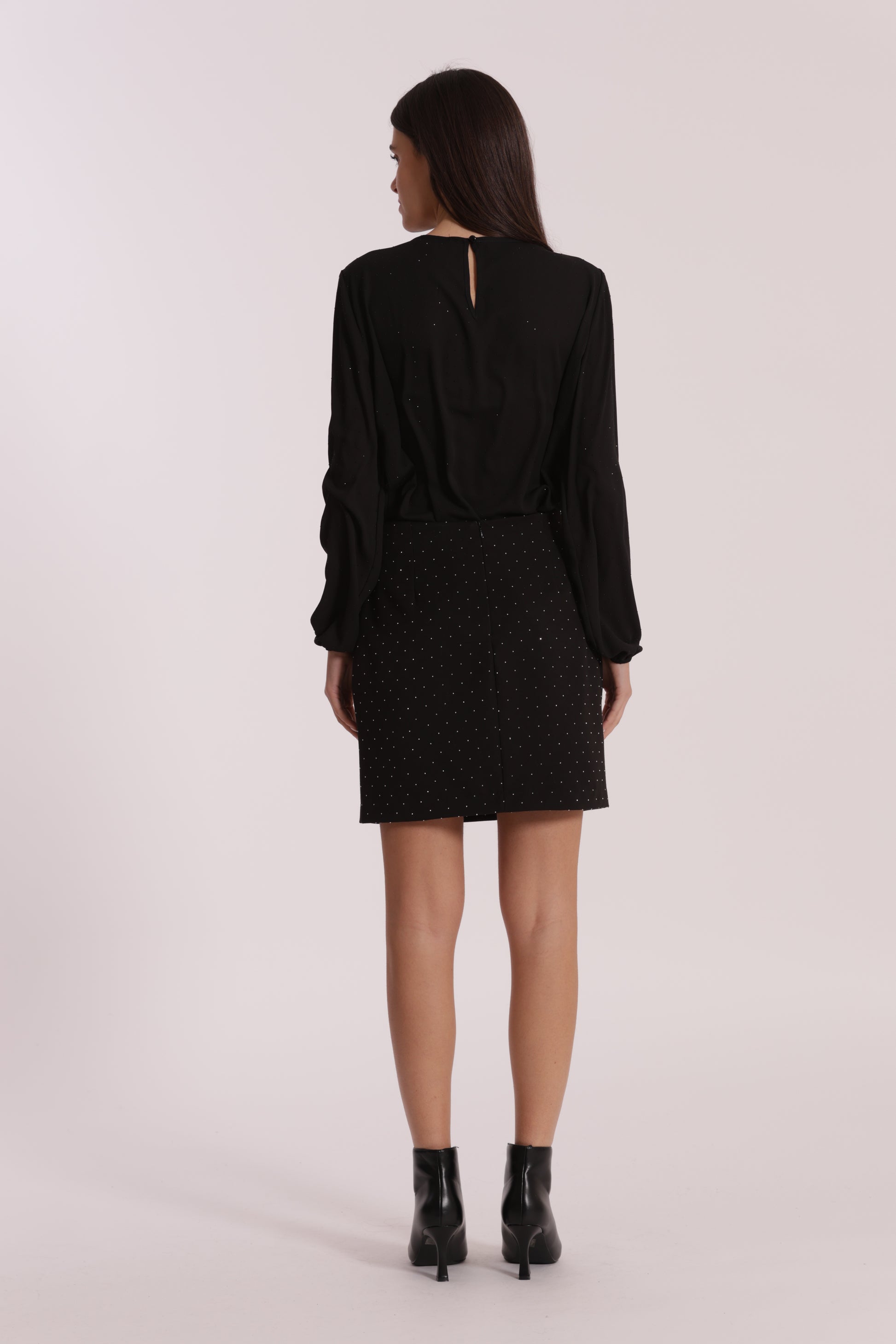 GONNA CORTA CON APPLICAZIONE DI STRASS