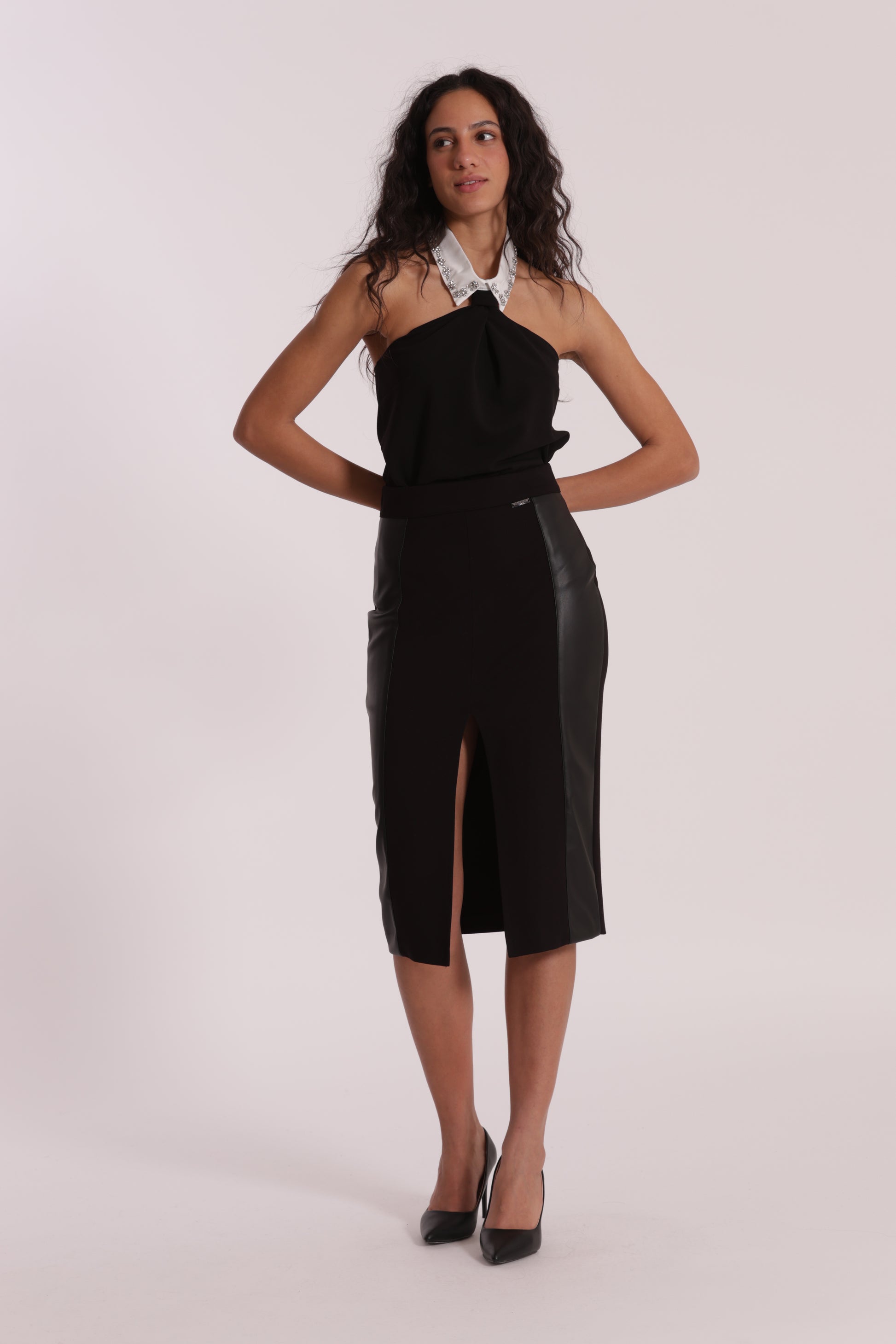 GONNA A TUBINO CON DETTAGLI IN SIMIL PELLE