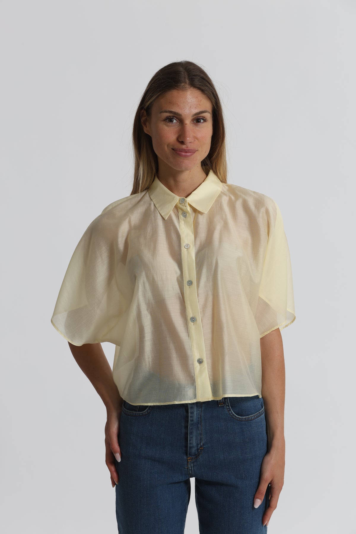 CAMICIA CROPPED IN TESSUTO LEGGERO