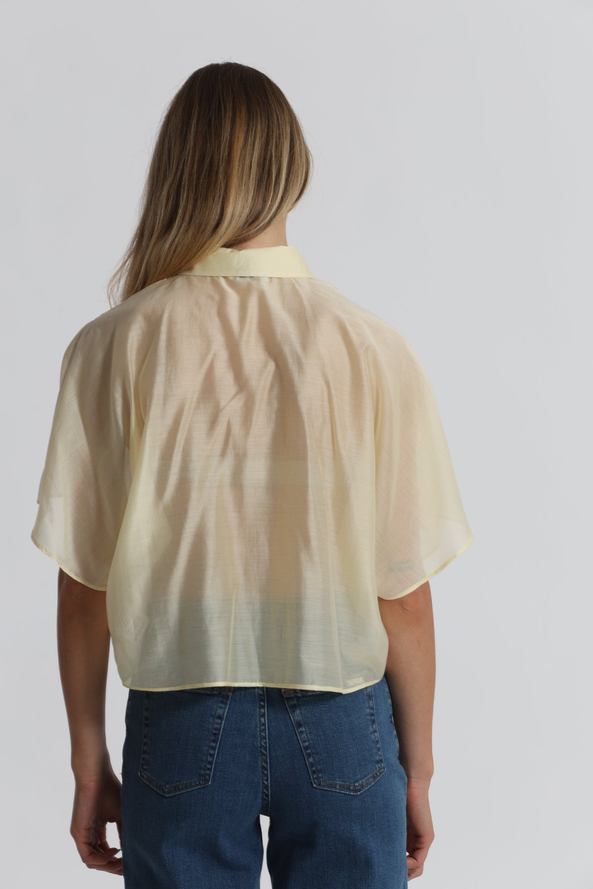 CAMICIA CROPPED IN TESSUTO LEGGERO