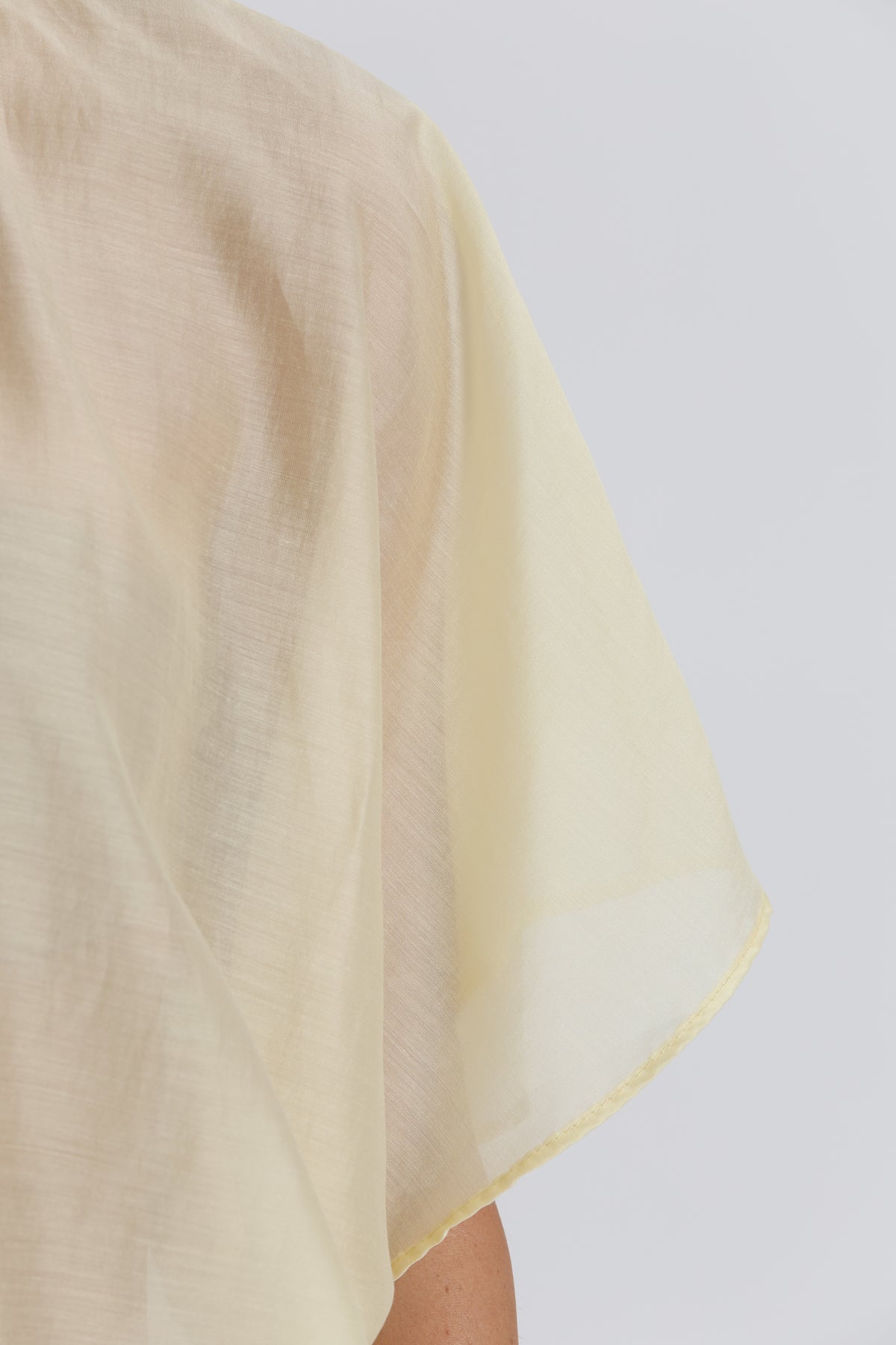 CAMICIA CROPPED IN TESSUTO LEGGERO