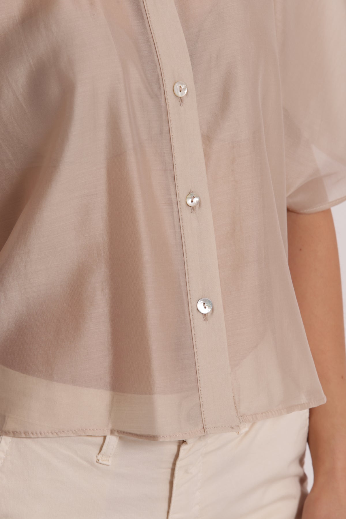 CAMICIA CROPPED IN TESSUTO LEGGERO