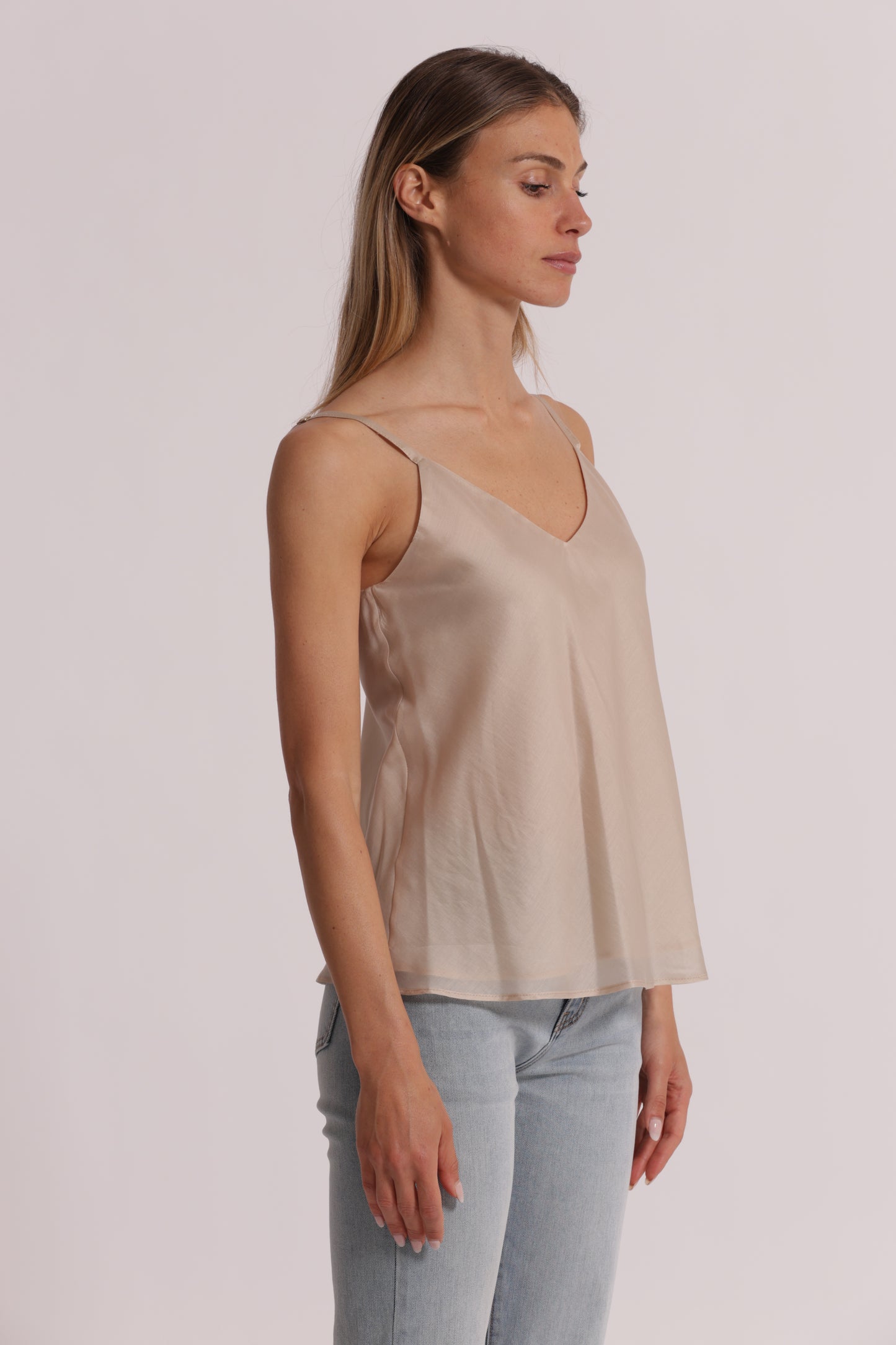 TOP IN TESSUTO LEGGERO