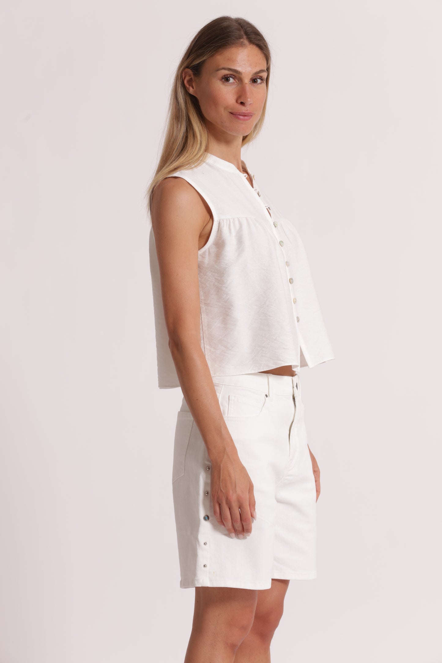 CAMICIA SMANICATA IN VISINO