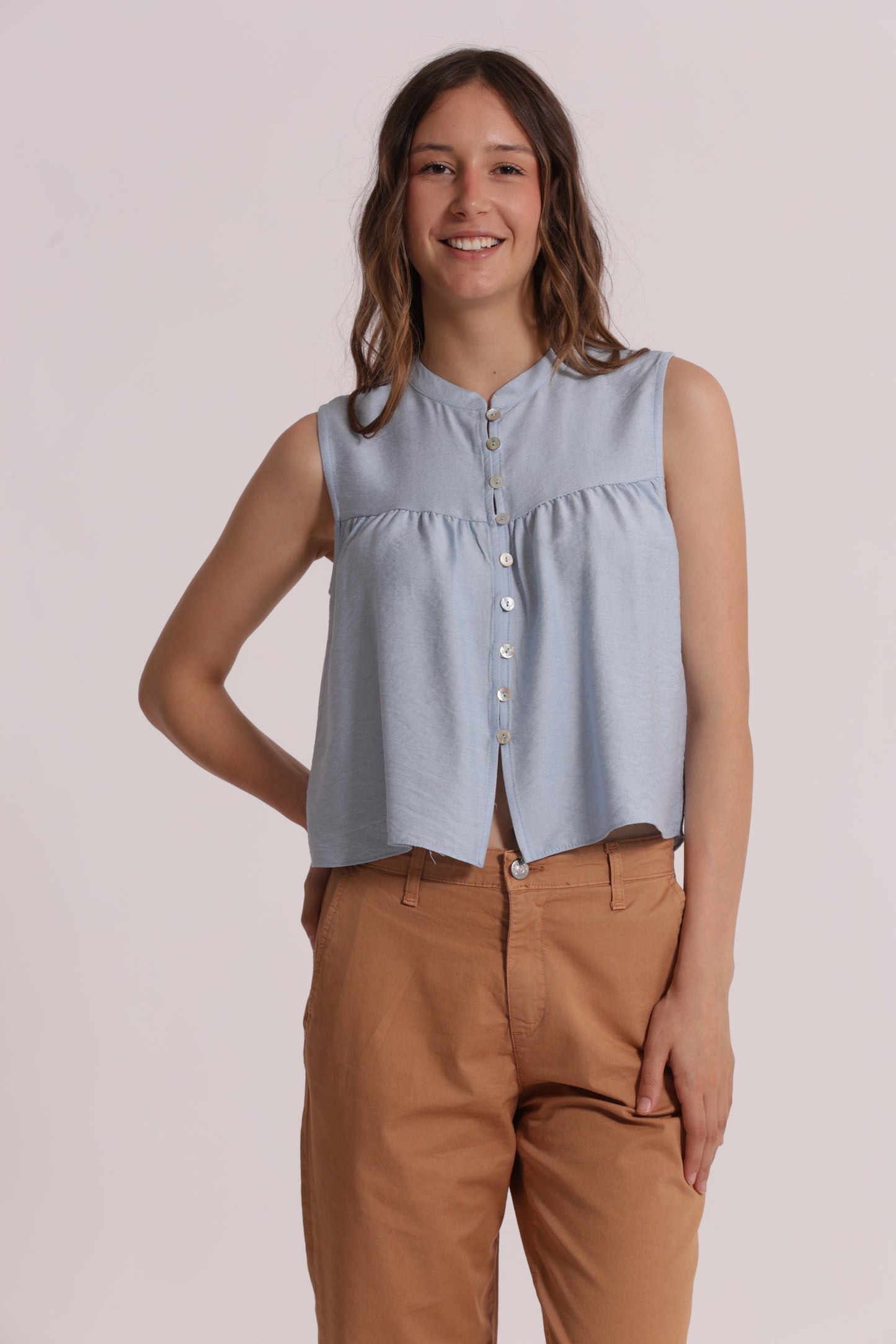 CAMICIA SMANICATA IN VISINO