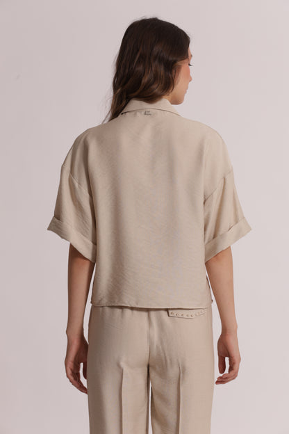 CAMICIA CROPPED CON DETTAGLIO BORCHIE