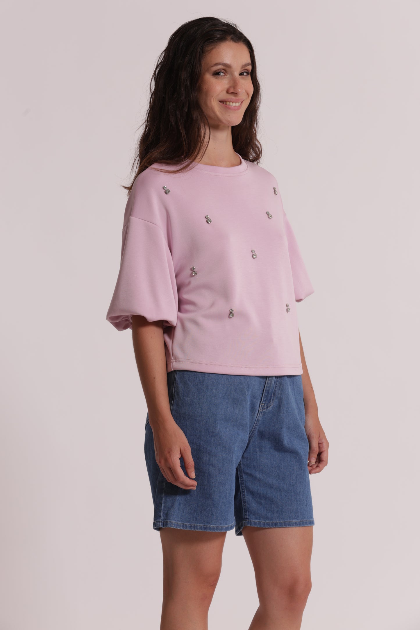 MAGLIA IN FELPA CON DETTAGLI GIOIELLO
