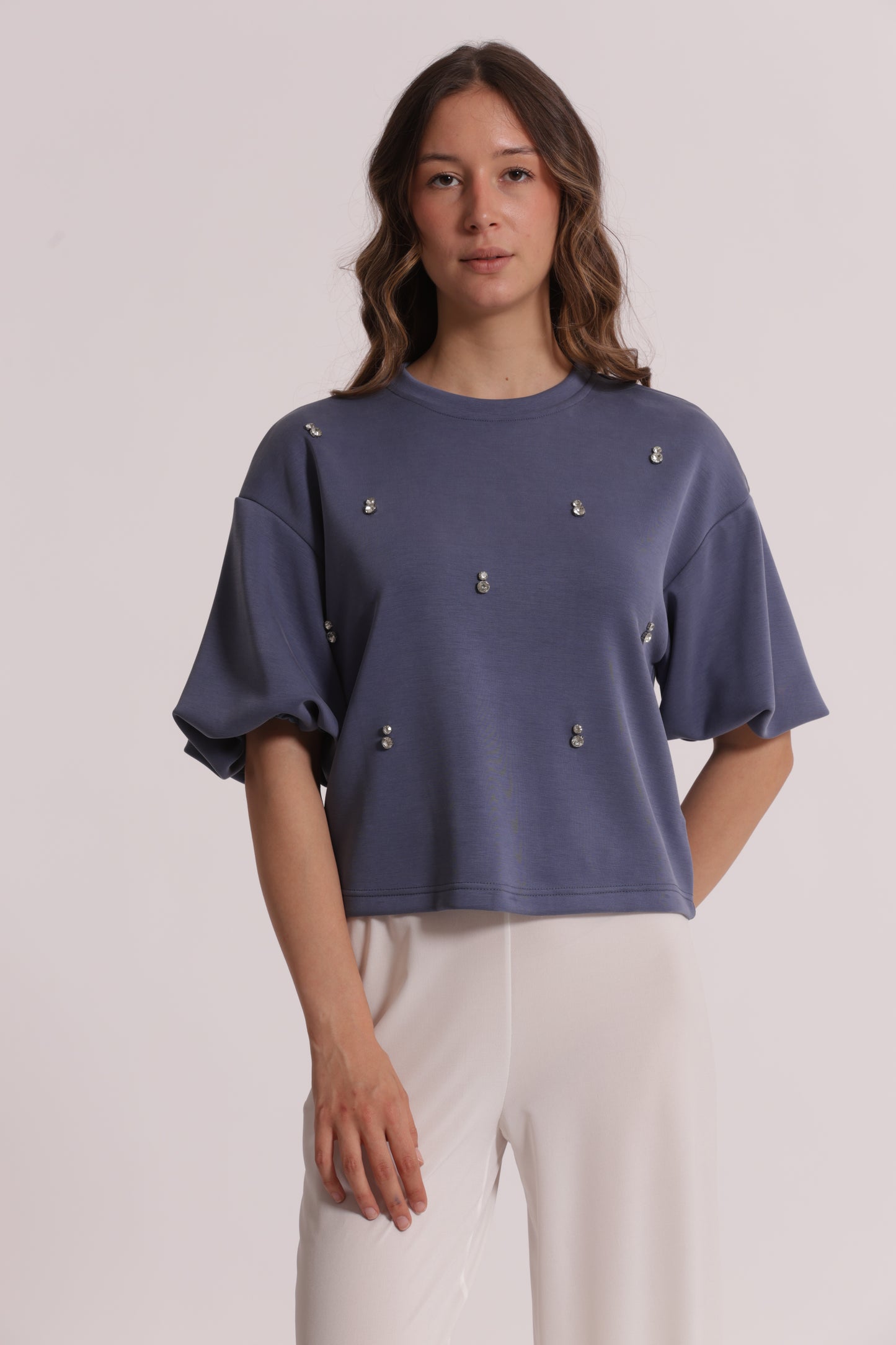 MAGLIA IN FELPA CON DETTAGLI GIOIELLO