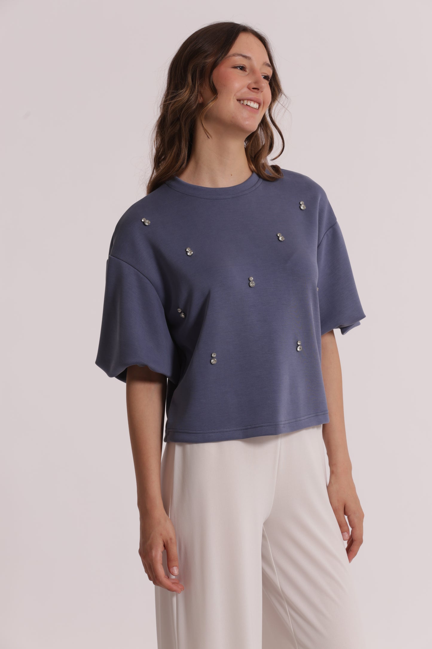 MAGLIA IN FELPA CON DETTAGLI GIOIELLO