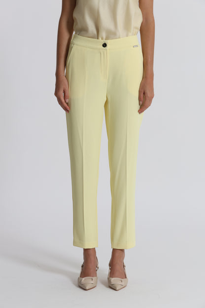 PANTALONE CON ELASTICO IN VITA
