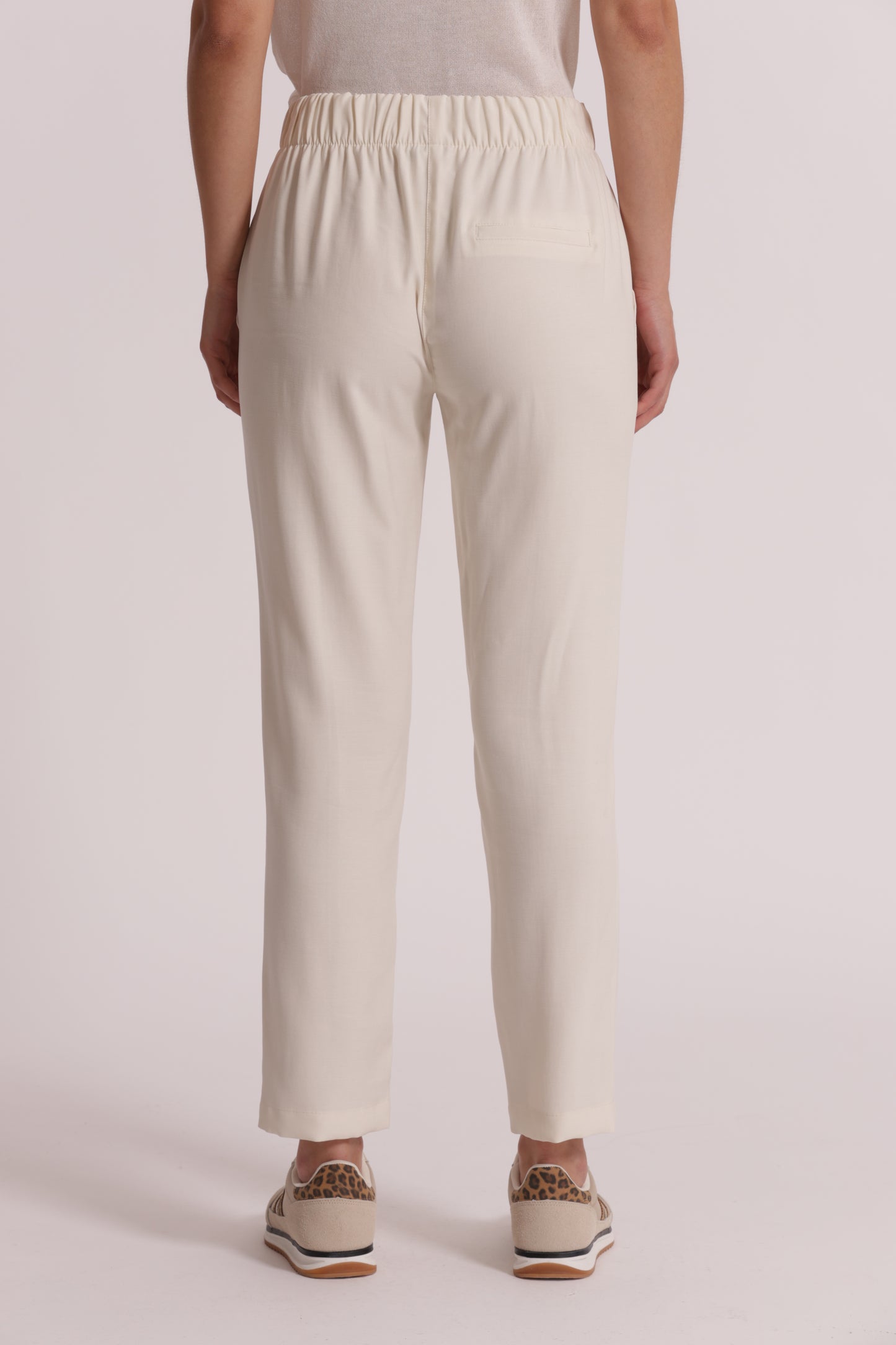 PANTALONE CON ELASTICO