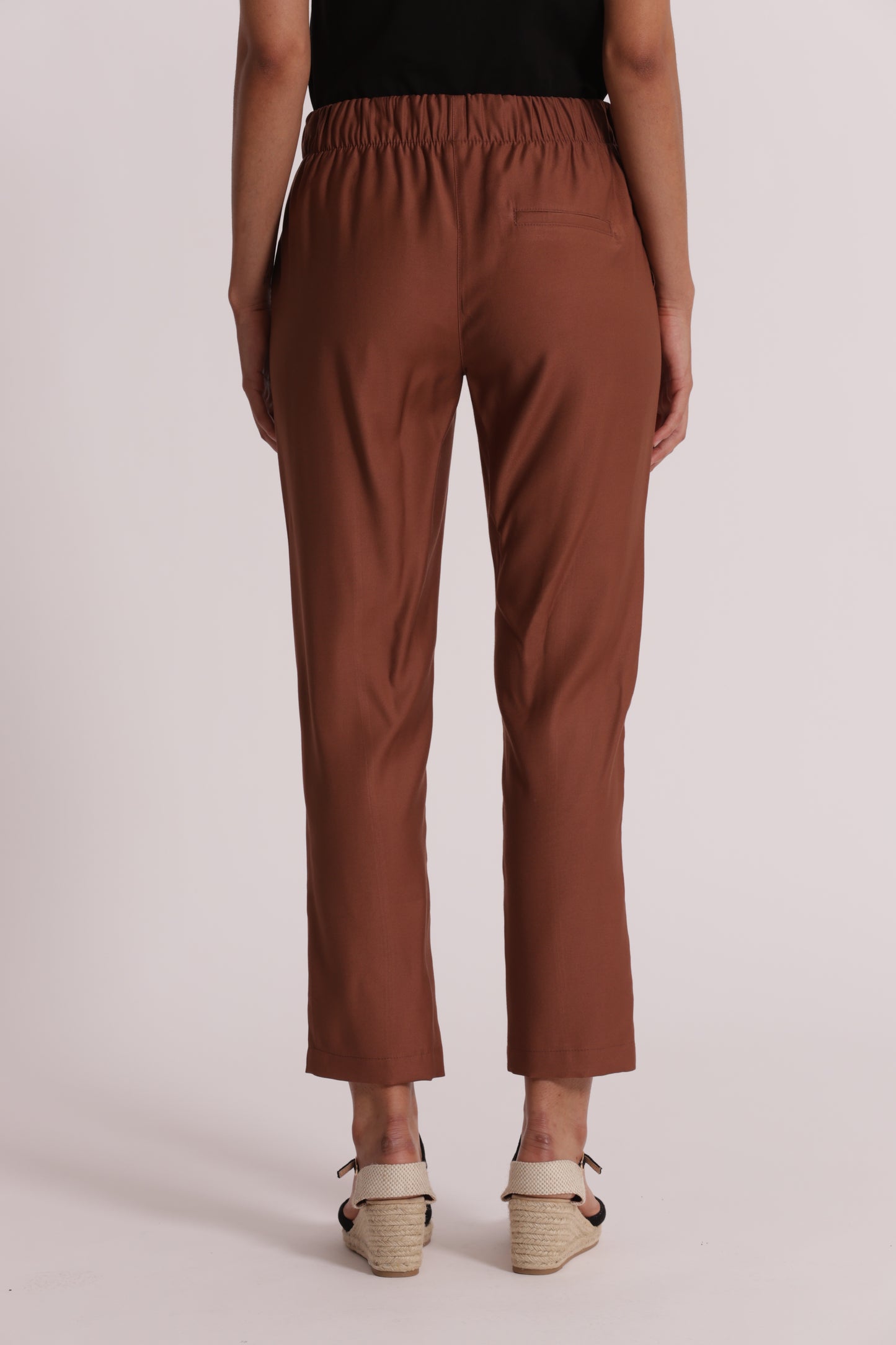 PANTALONE CON ELASTICO