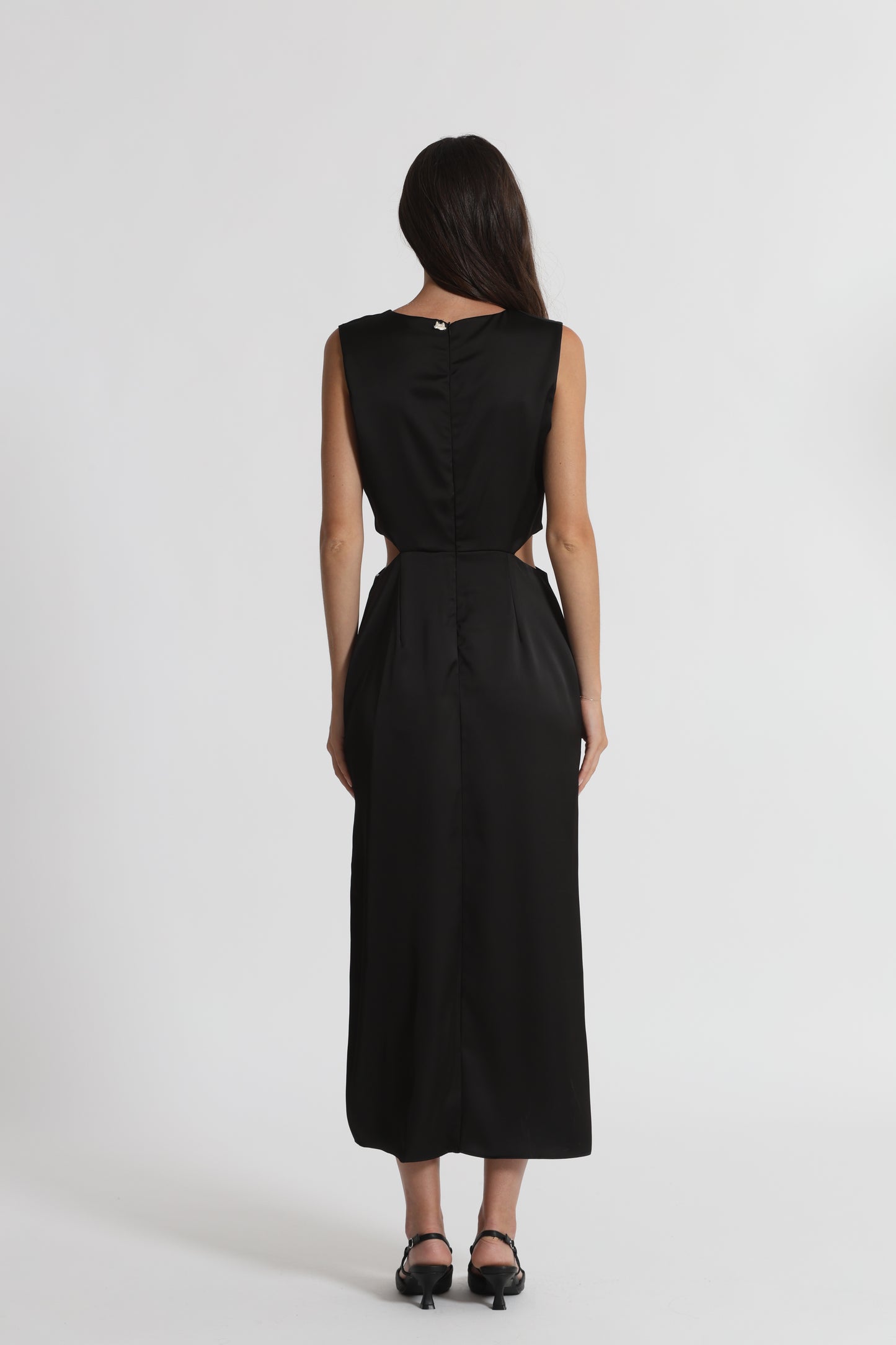 ABITO MIDI CON CUT OUT