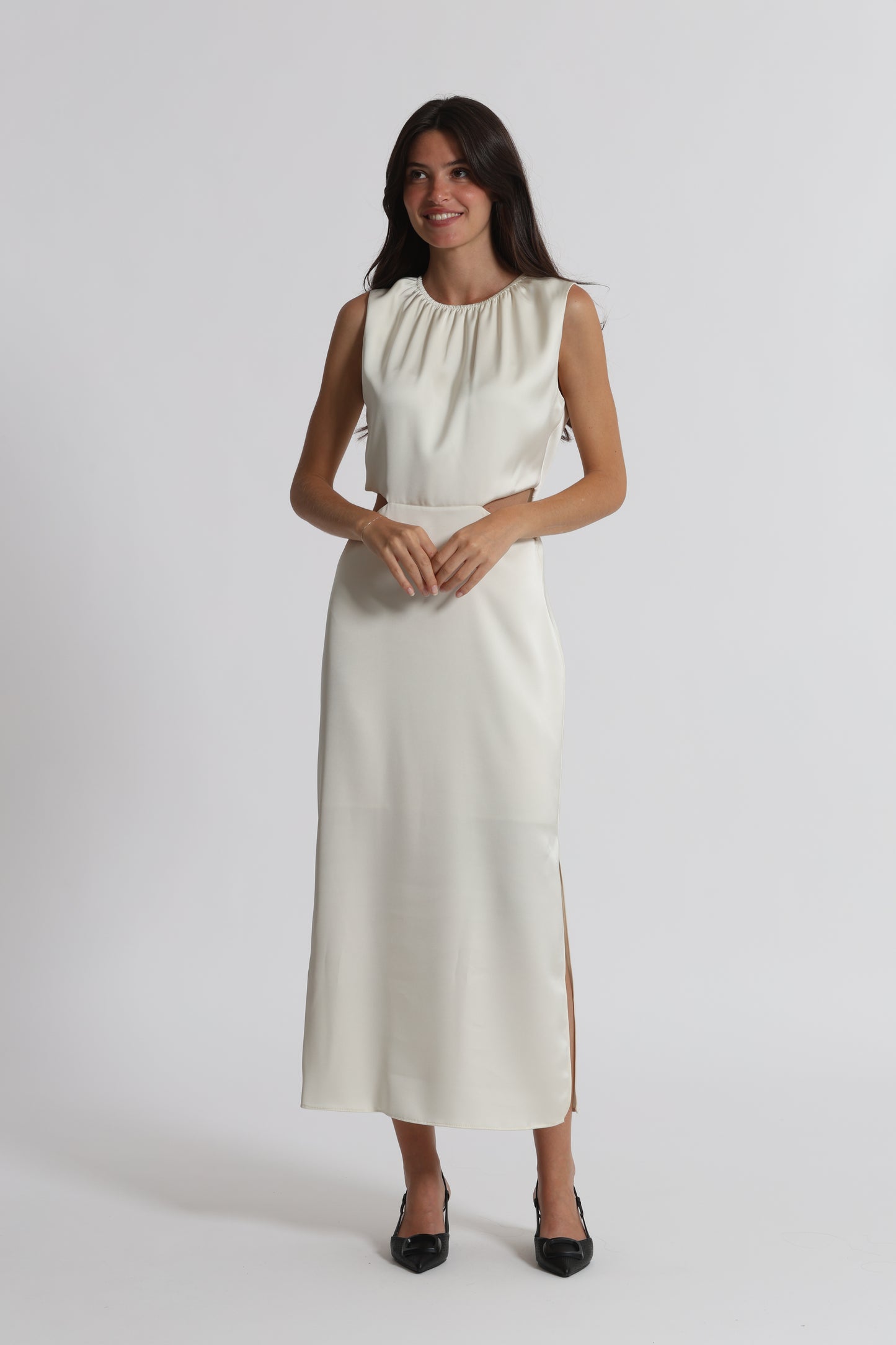 ABITO MIDI CON CUT OUT