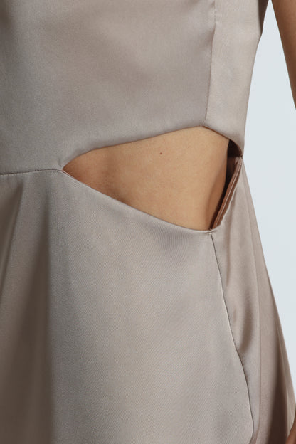 ABITO MIDI CON CUT OUT
