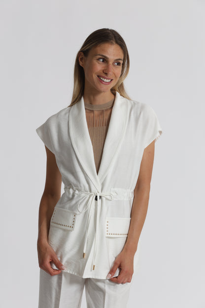 GIACCA CON DETTAGLIO BORCHIE