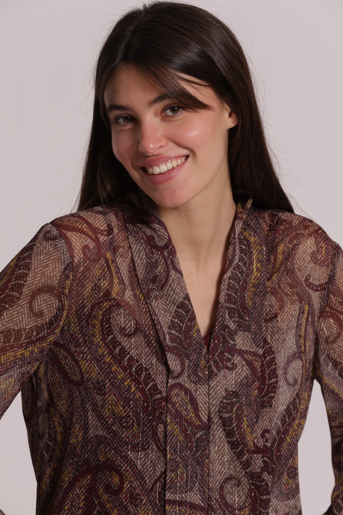 BLUSA IN FANTASIA PAISLEY SCOLLO A V