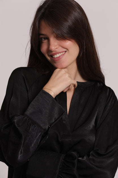 BLUSA SCOLLO A V MANO SETA