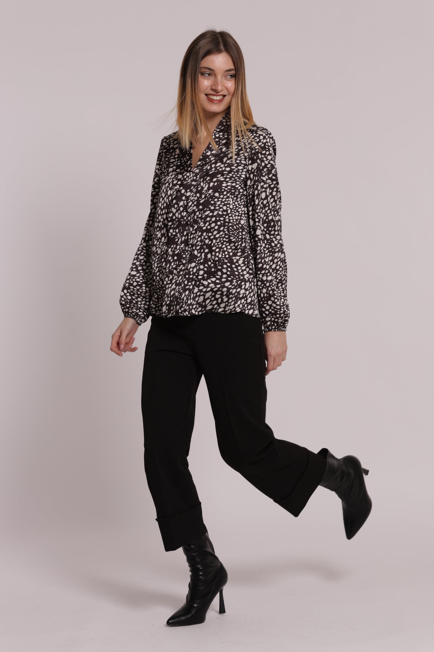 PANTALONE CON RISVOLTO IN SCUBA CREPE