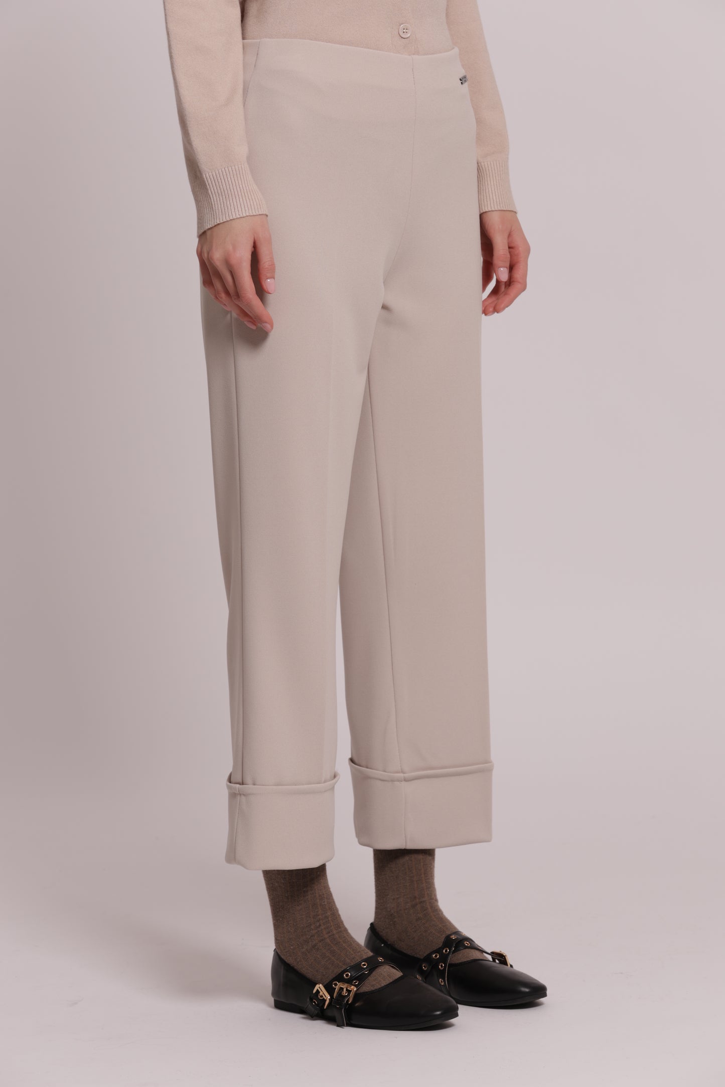 PANTALONE CON RISVOLTO IN SCUBA CREPE