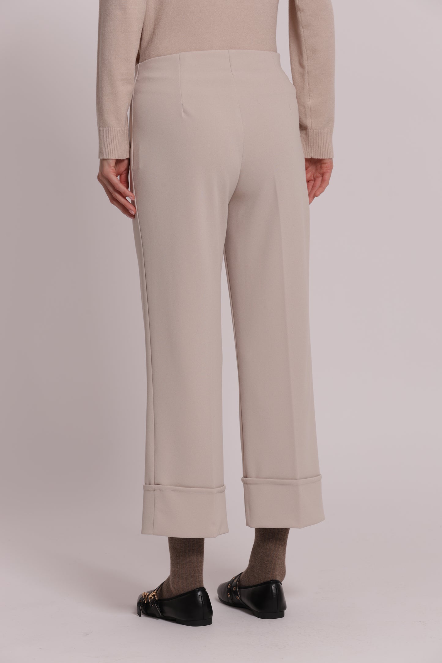 PANTALONE CON RISVOLTO IN SCUBA CREPE