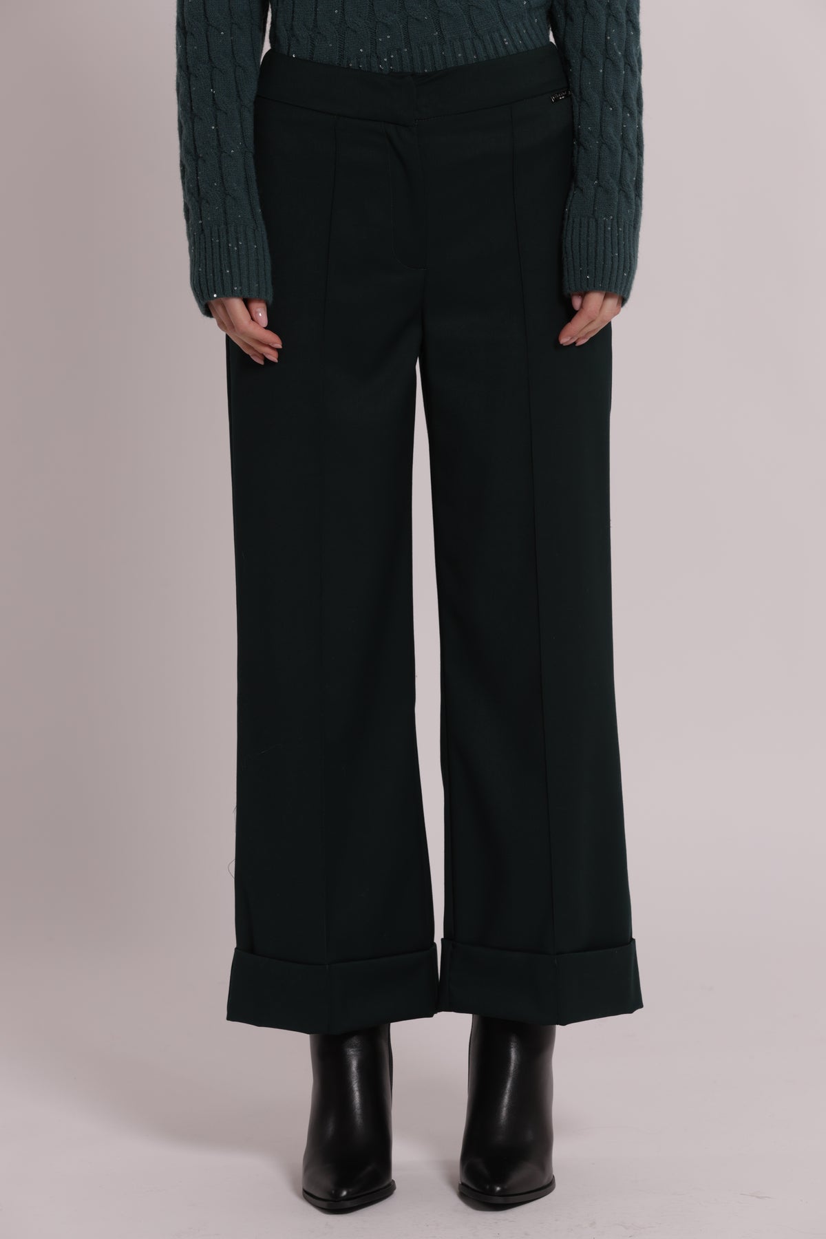 PANTALONE IN VANZ CON RISVOLTO SUL FONDO