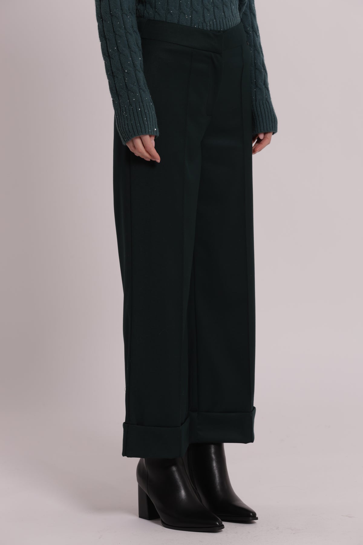 PANTALONE IN VANZ CON RISVOLTO SUL FONDO