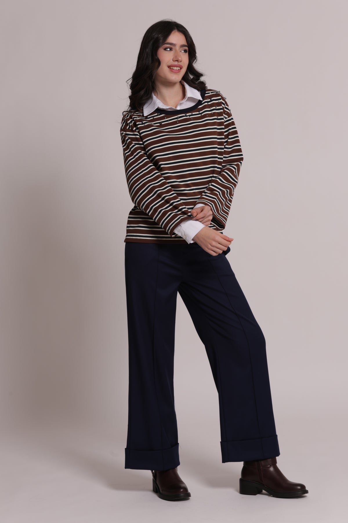 PANTALONE IN VANZ CON RISVOLTO SUL FONDO