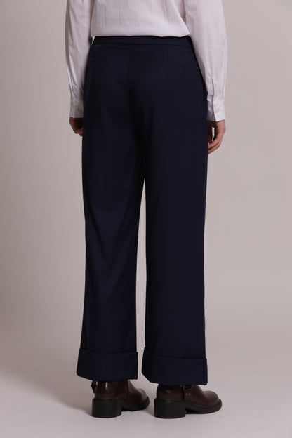 PANTALONE IN VANZ CON RISVOLTO SUL FONDO
