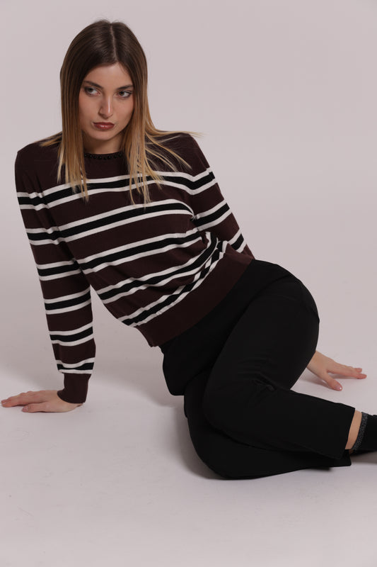 PANTALONE SIGARETTA CON ELASTICO DIETRO