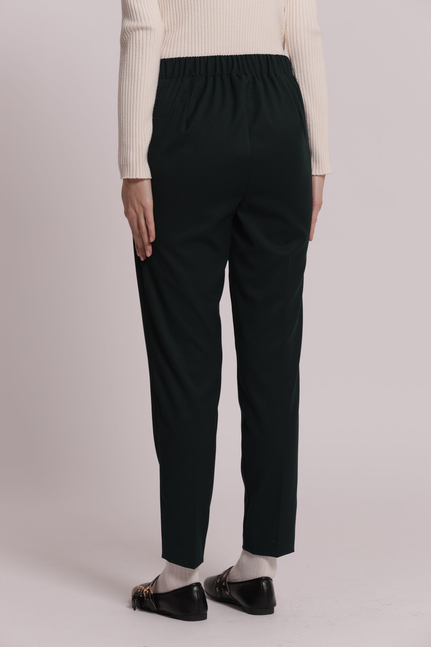 PANTALONE SIGARETTA CON ELASTICO DIETRO