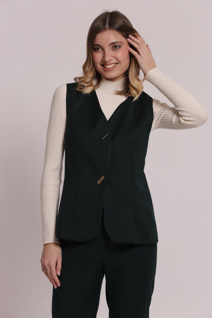 GILET CON BOTTONI METALLICI