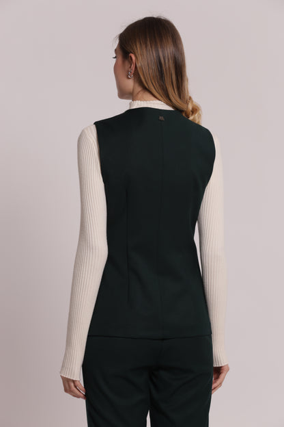 GILET CON BOTTONI METALLICI