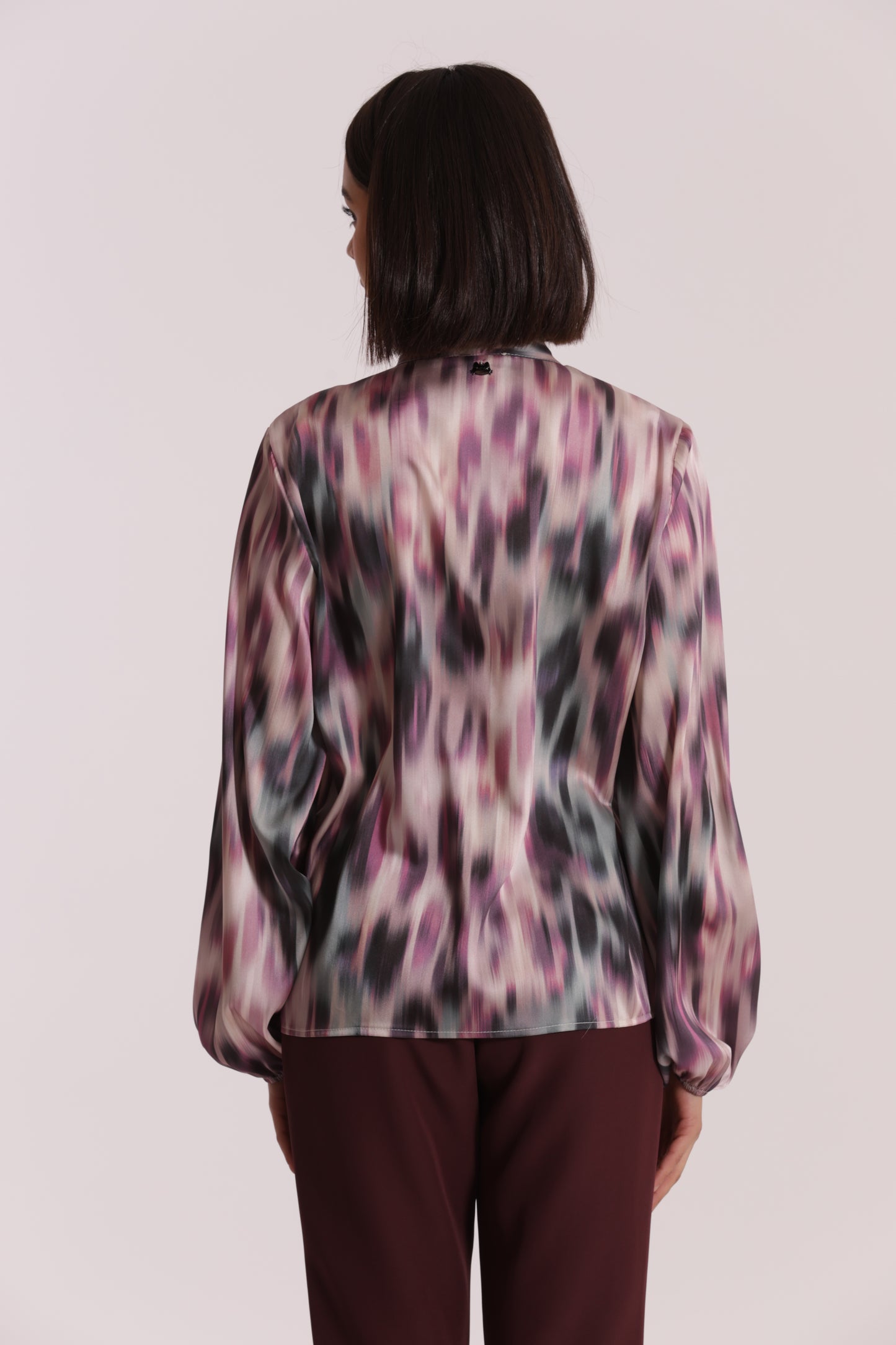 BLUSA CON CRAVATTINO FANTASIA FUSION