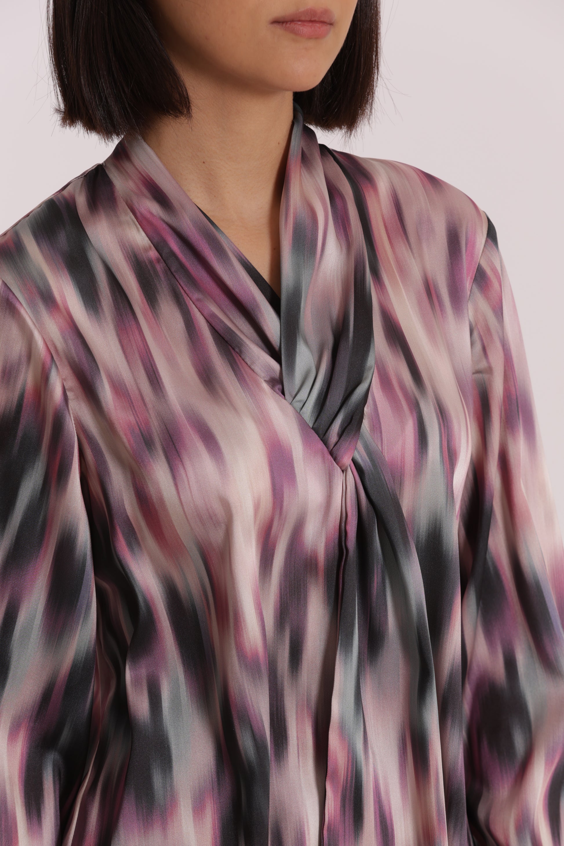 BLUSA CON CRAVATTINO FANTASIA FUSION