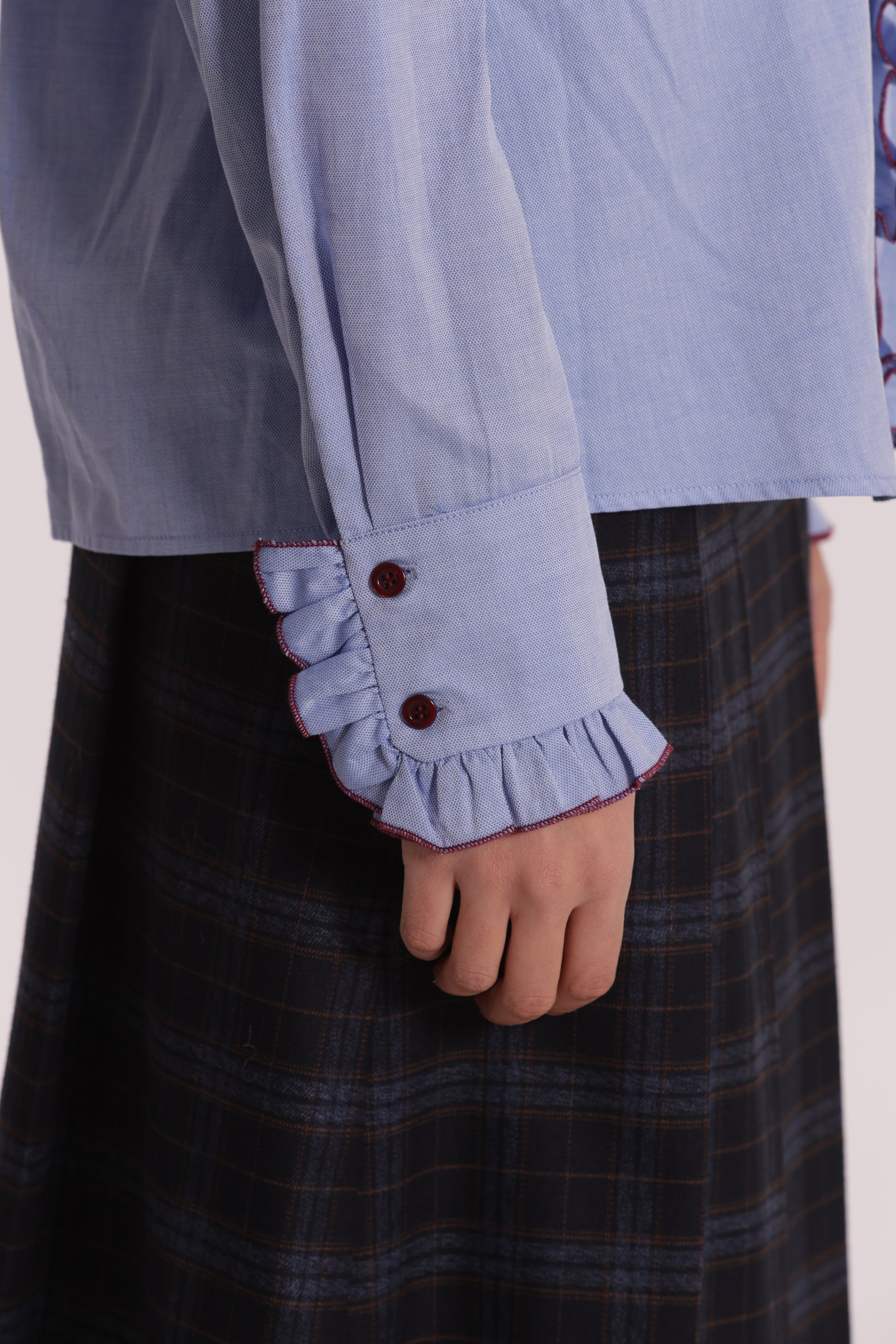CAMICIA CON DETTAGLI ROUCHES