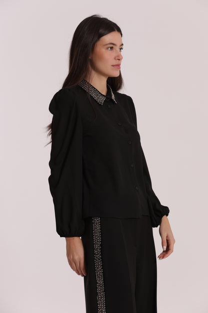 CAMICIA CON COLLO RICAMATO