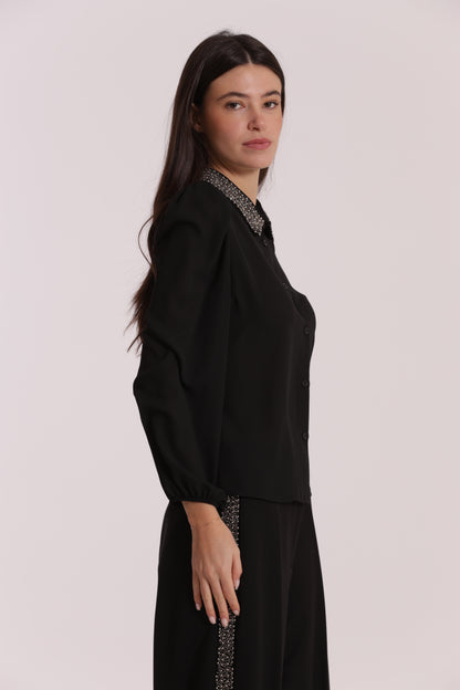 CAMICIA CON COLLO RICAMATO