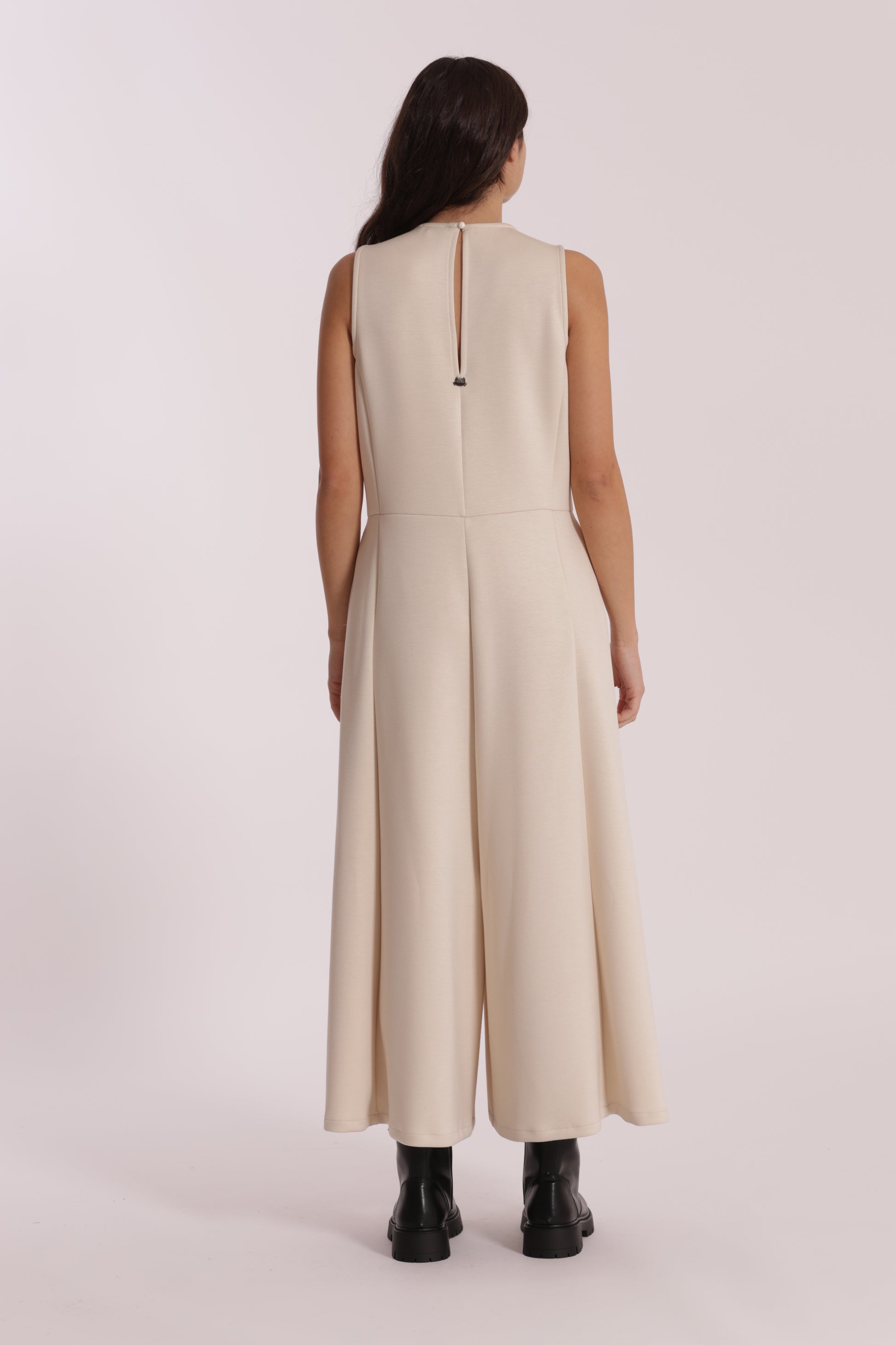 TUTA IN NEOPRENE CON FIORE