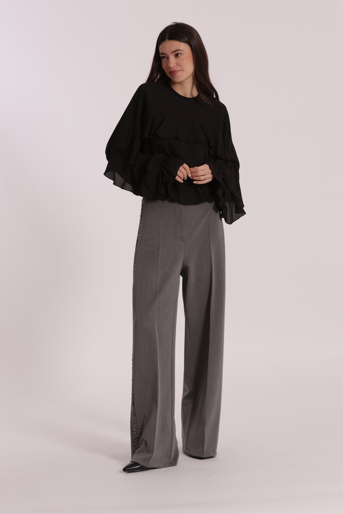 PANTALONE PALAZZO CON PASSAMANERIA RICAMATA