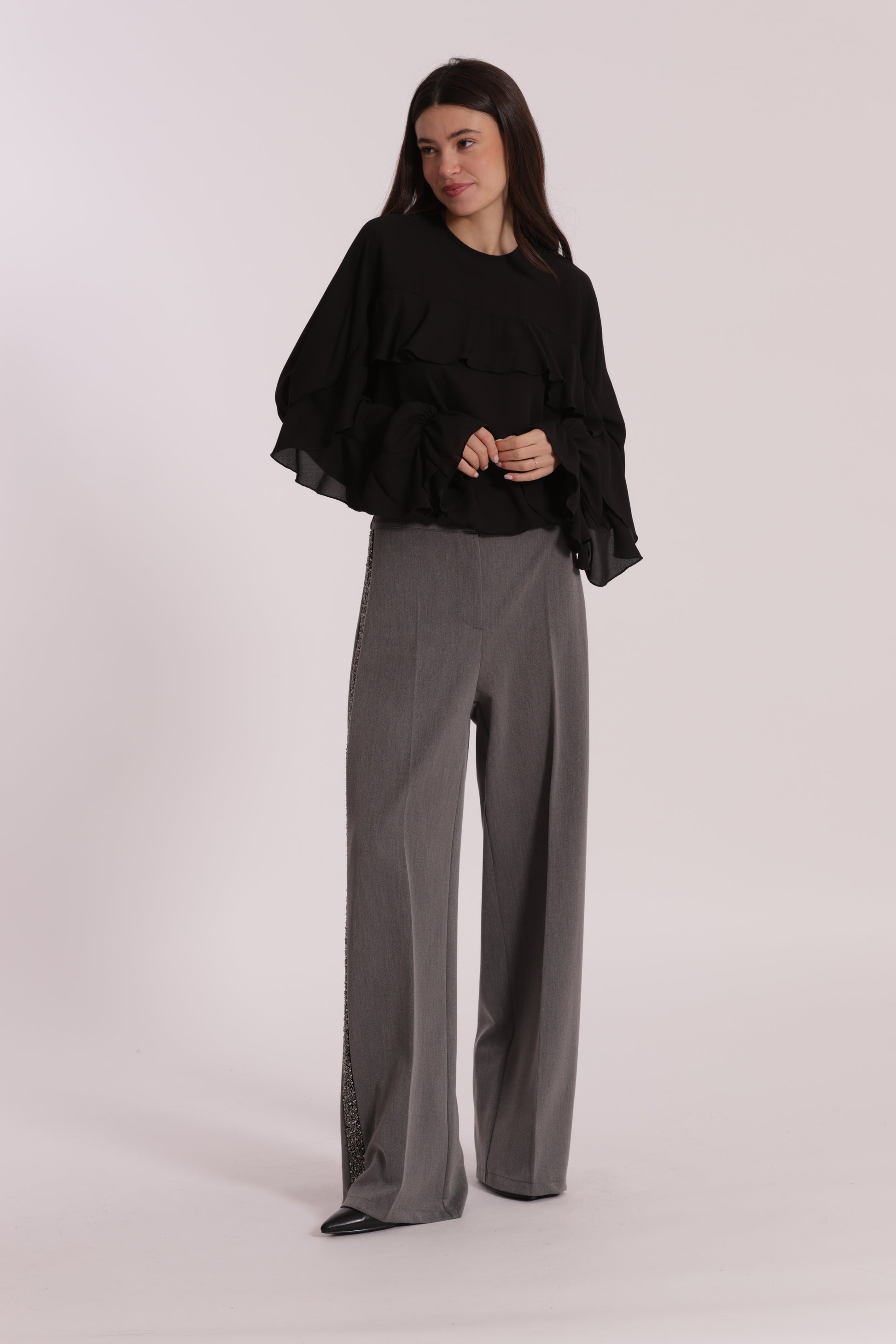 PANTALONE PALAZZO CON PASSAMANERIA RICAMATA