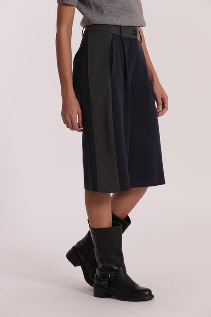PANTALONE BERMUDA COLOR BLOCK