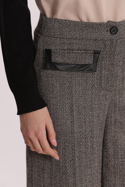 PANTALONE CROPPED TESSUTO SPIGATO DETTAGLI IN SIMIL PELLE