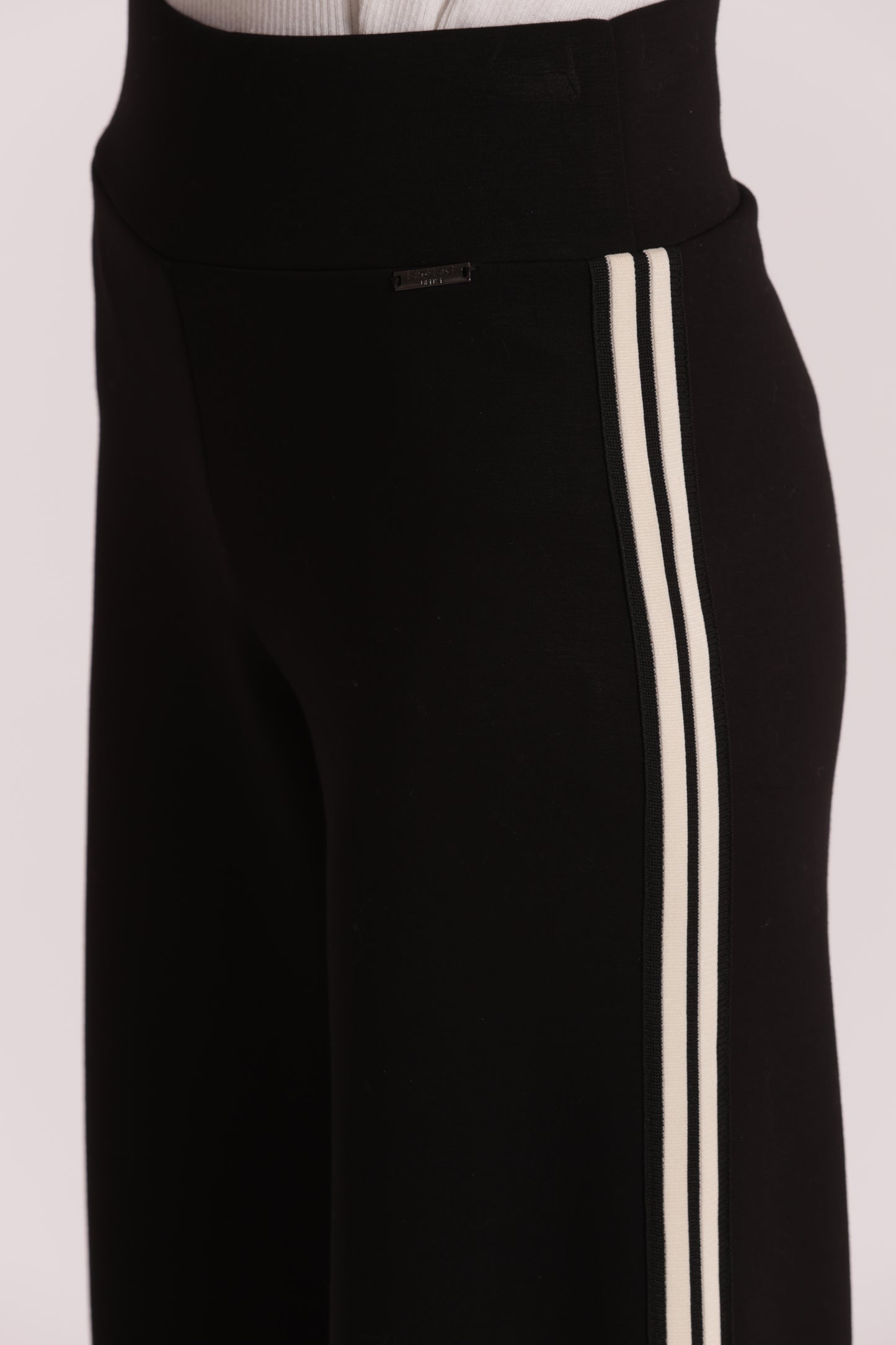 PANTALONE PALAZZO IN NEOPRENE CON PASSAMNERIA