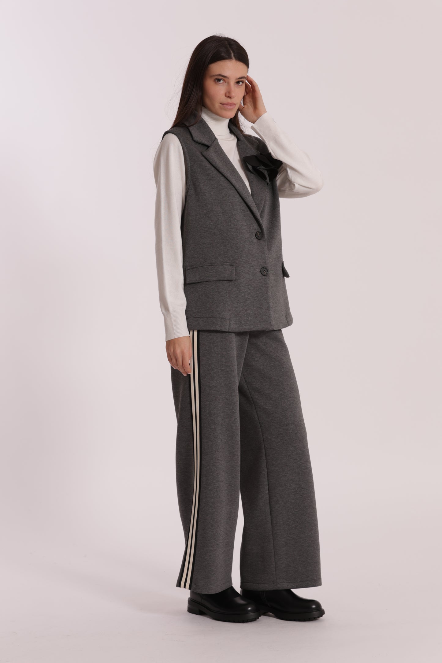 PANTALONE PALAZZO IN NEOPRENE CON PASSAMNERIA