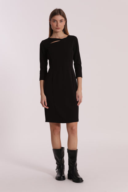 ABITO CORTO IN CREPE CON CUT OUT SU SPALLA