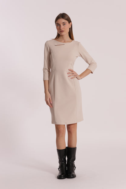 ABITO CORTO IN CREPE CON CUT OUT SU SPALLA