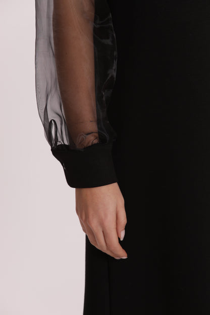 ABITO CORTO CON MANICHE IN ORGANZA E COLLETTO RICAMATO