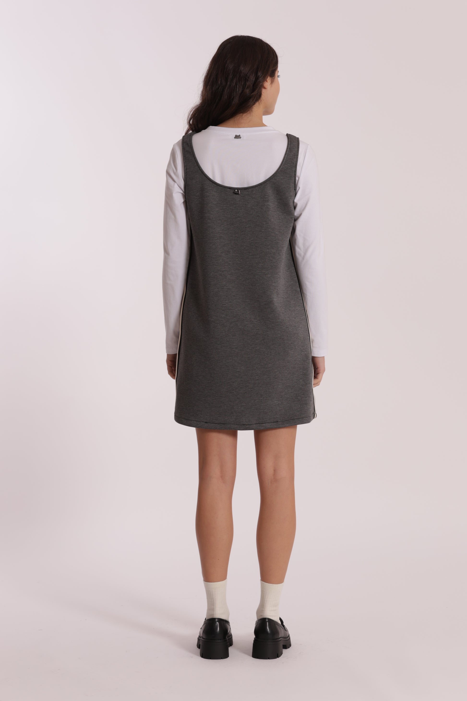 ABITO CORTO IN NEOPRENE CON PASSAMANERIA